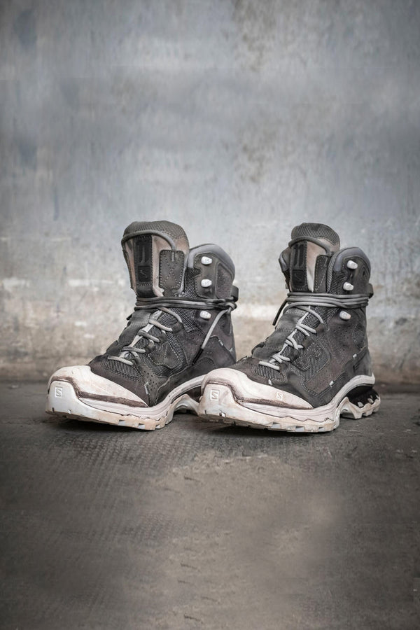 11 by boris bidjan saberi Hand-dyed high-top sports shoes series Very comfortable to wear Slightly increased height Made in Germany BOOT2-HH Taupe P111
